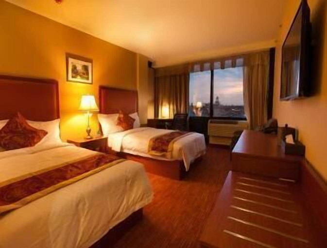Bedroom 12