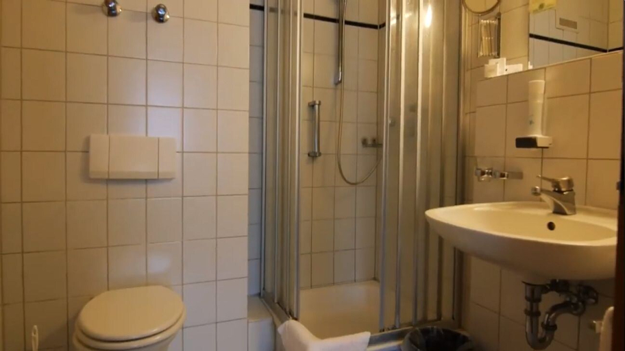 Bathroom 5, Zum Treuen Bartel, Ludwigsburg