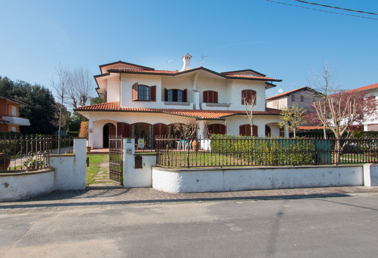 Villa Gloria, Lucca