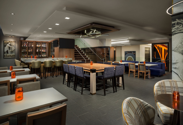 Food & Drinks 5, Hyatt Centric Arlington, Arlington