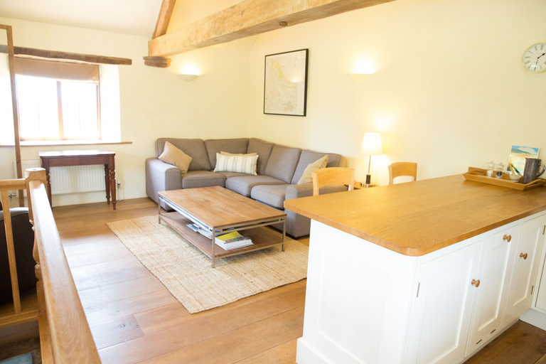 Others 5, Tilbury Cottage, Somerset