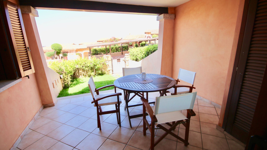 Outdoor dining 3, Casa Susy, Olbia-Tempio