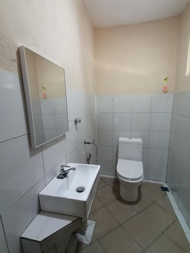 Bathroom 3, Guesthouse Beluru, Kuala Kangsar