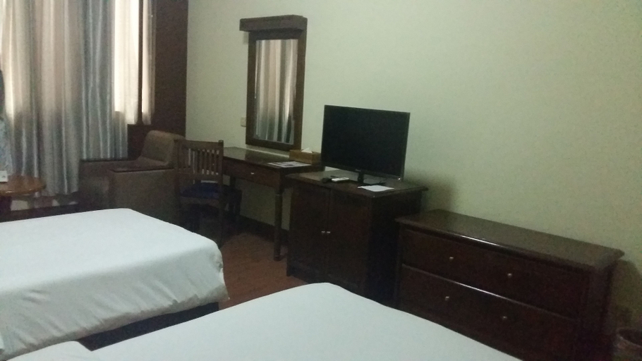 Bedroom 3, Asia Plaza Hotel, Yangon