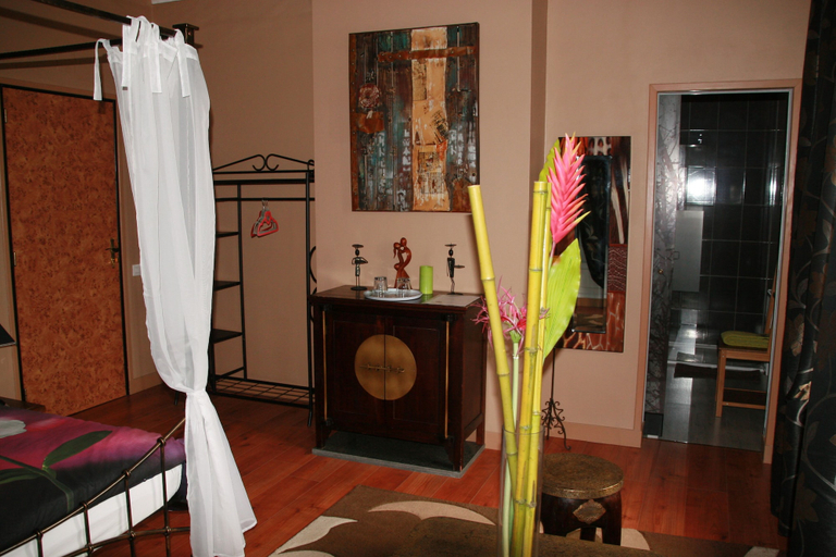Bedroom 2, Chambres et Gites La Paysanne, Meuse