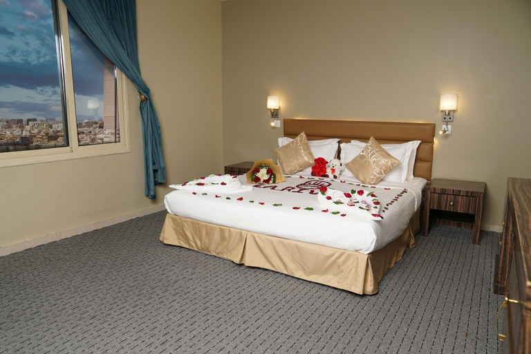 Bedroom 3, La Rive Hotels & Suites (Formerly known as Ghosn Al Banafsej), Dammam