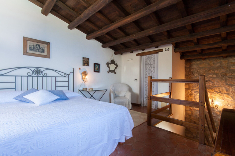 Bedroom 2, Relax at the Swimming Pool by Wonderful Italy, Palermo
