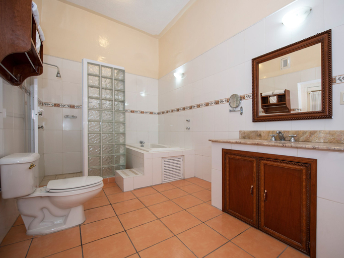 Bathroom 3, Hotel Señorial, Querétaro
