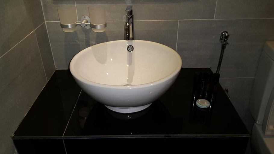 Bathroom 4, M Design Hotel at Shamelin Perkasa, Kuala Lumpur