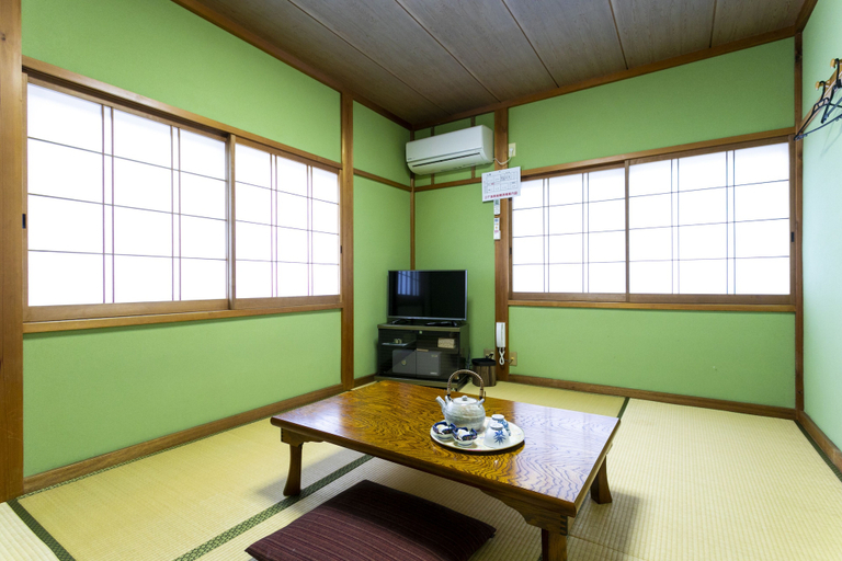 Others 4, Yoshikou, Takahama