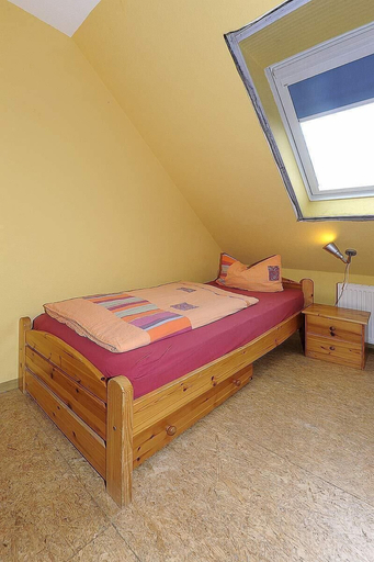 Bedroom 2, Reiterhof Maack, Wittmund