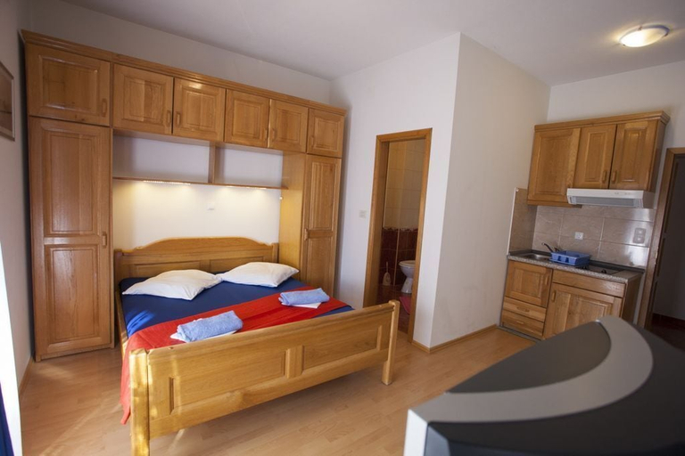 Bedroom 5, Apartment Almera N3, Makarska