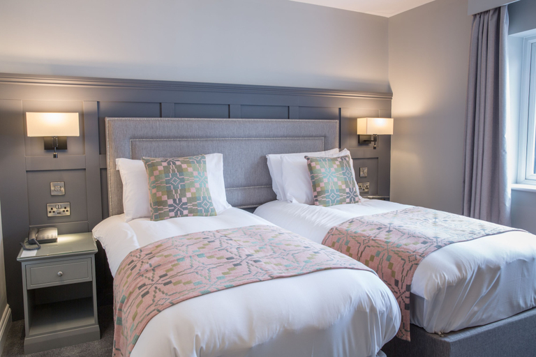 Bedroom 2, Llechwen Hall Hotel, Caerphilly