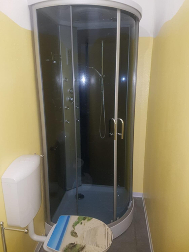 Bathroom 3, Bed Rho Stazione, Milano