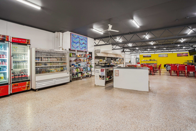 Food & Drinks 5, Karratha Caravan Park, Roebourne