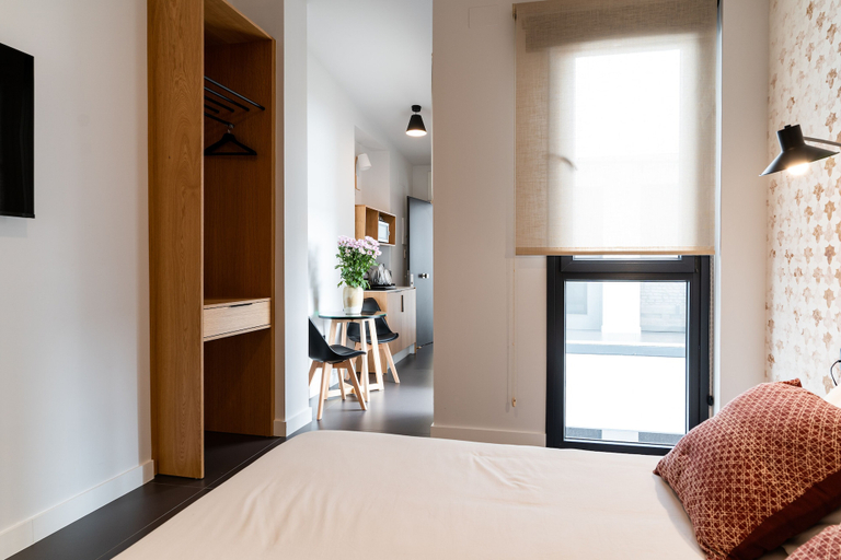 Bedroom 4, Welldone Quality - Crystal Pool, Sevilla
