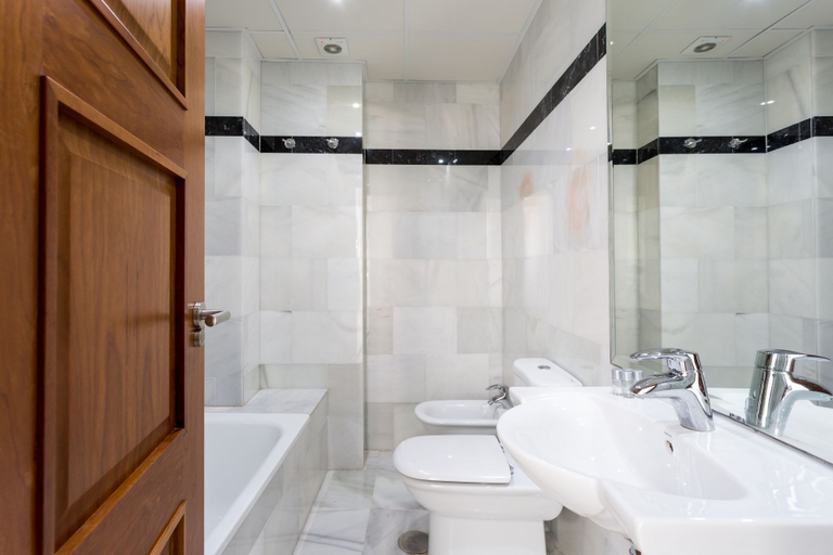 Bathroom 4, Apartamento El Museo, Sevilla