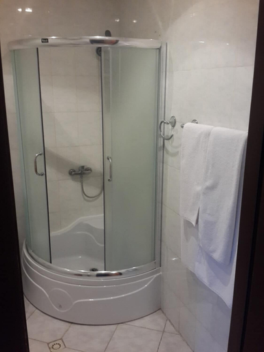 Bathroom 3, Montenegro Inn Guest House, Baku