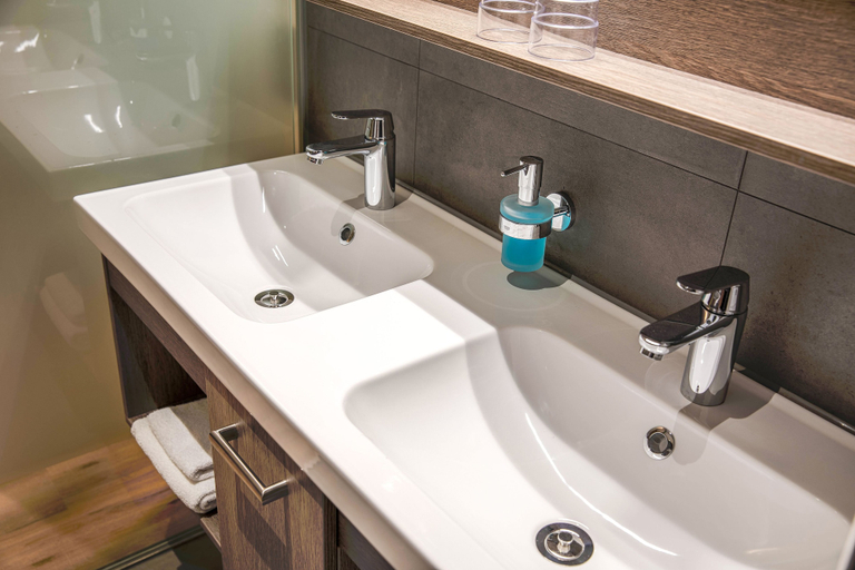 Bathroom 4, Hotel Erve Hulsbeek, Oldenzaal