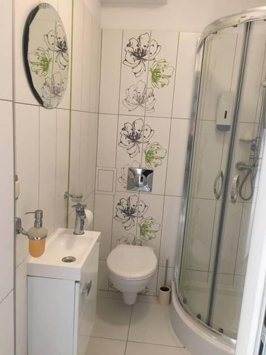 Bathroom 3, Maya's Flats & Resorts - Złoty, Gdańsk City