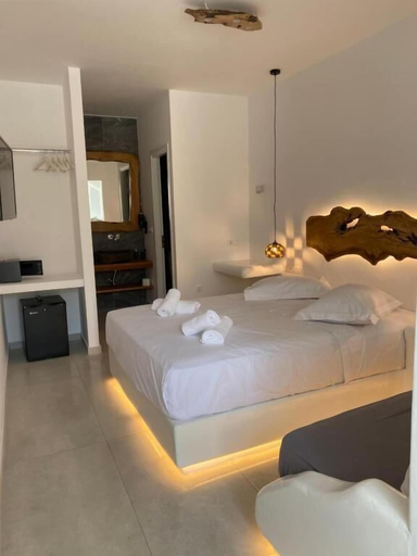 Bedroom 3, Eternal Town, South Aegean