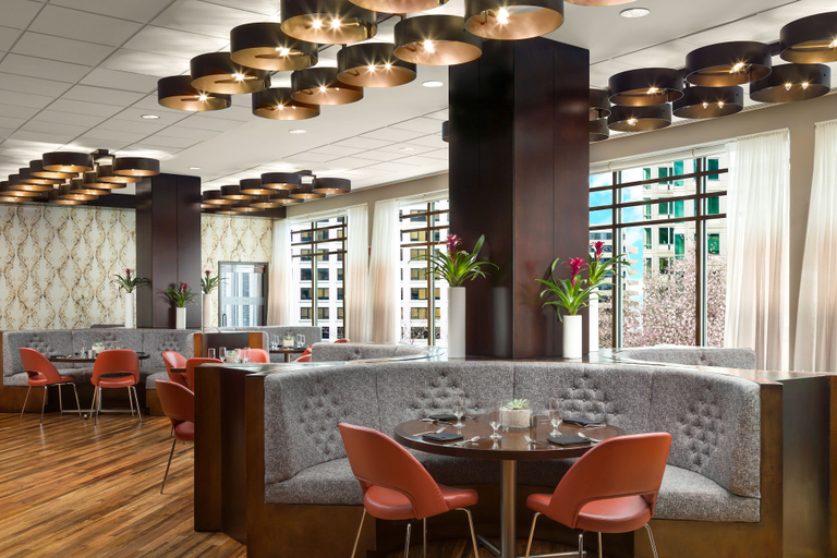 Food & Drinks 5, Hyatt Centric Arlington, Arlington