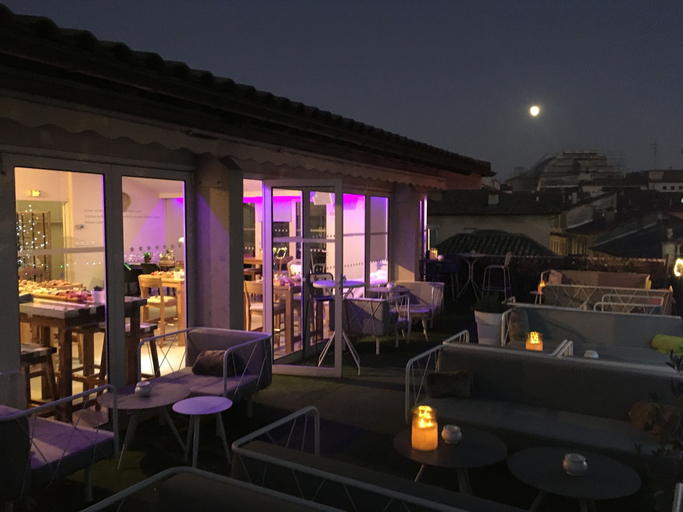 Food & Drinks 5, Hotel d'Europe, Vaucluse