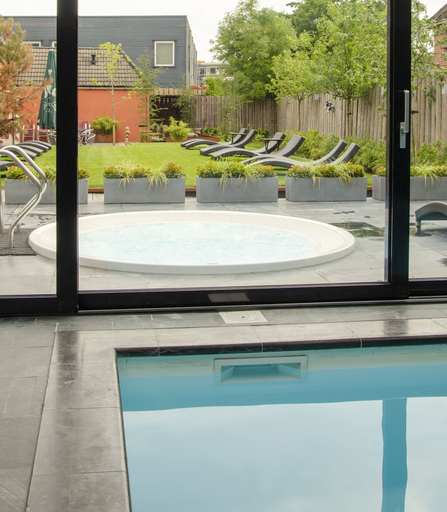 Sport & Beauty 5, Spoorzicht Long Stay Apartments, Loppersum