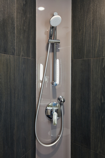 Bathroom 5, ibis Aktobe, Aqtobe