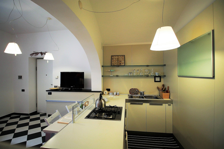 Private kitchen, House Las Sardinas, Savona