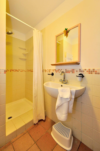 Bathroom 5, Podere San Michele, Livorno