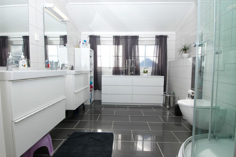 Bathroom 3, Solferie Holiday Home - Korsvikkilen, Kristiansand