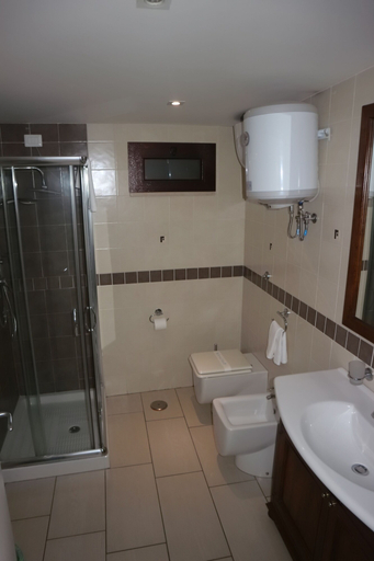 Bathroom 5, Torquemada Beach Club, Barletta-Andria-Trani