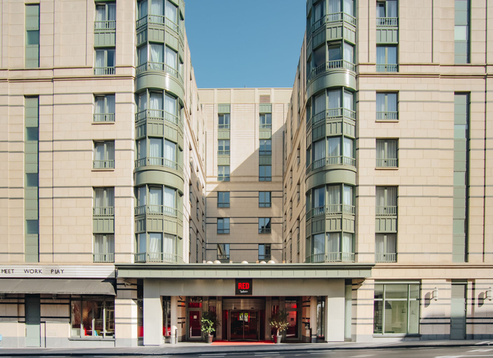 Exterior & Views 2, Radisson RED Brussels, Bruxelles