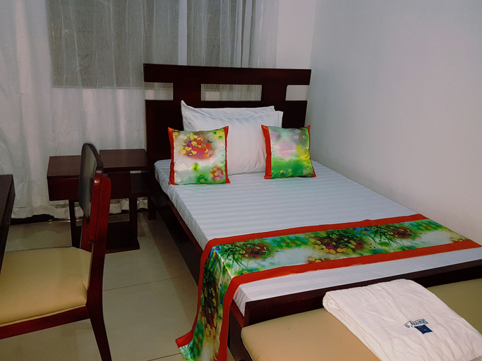 Bedroom 4, Sheevy's Bed N Breakfast, Fort Portal
