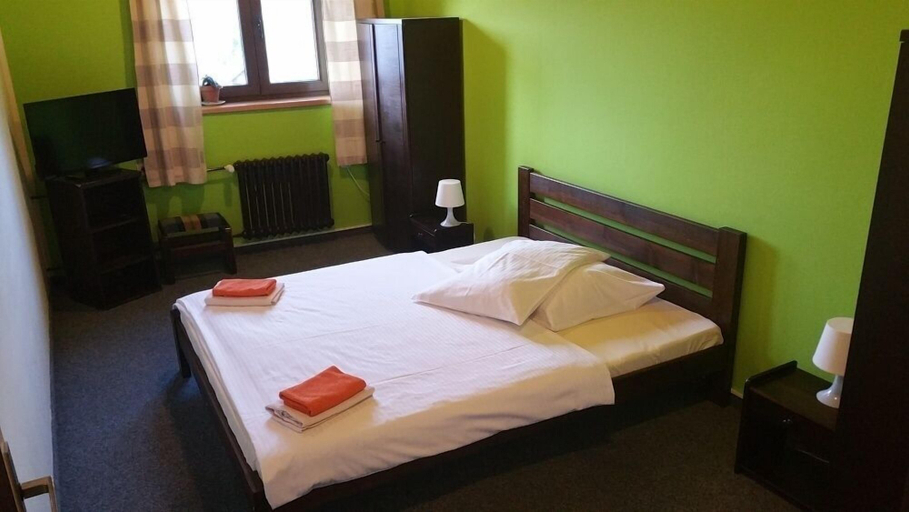 Bedroom 2, Hotel Anna, Semily