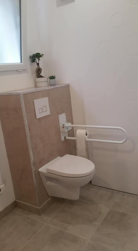 Bathroom 5, Les chambres de Toucas, Var