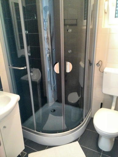 Bathroom 4, Apartments Bellator, Dobrinj