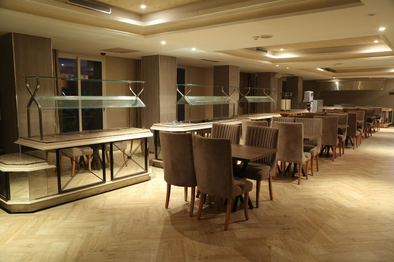 Food & Drinks 5, City Beach Esplanade Monastir, Moknine
