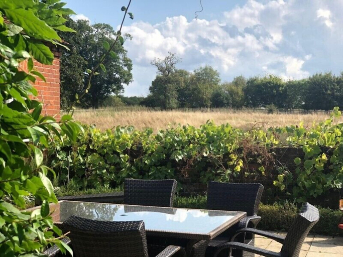 Others 5, Slade Farmhouse, Buckinghamshire