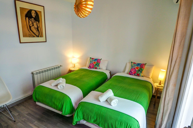Bedroom 2, The Lilium Apartment by Hello Apartments Sitges, Barcelona