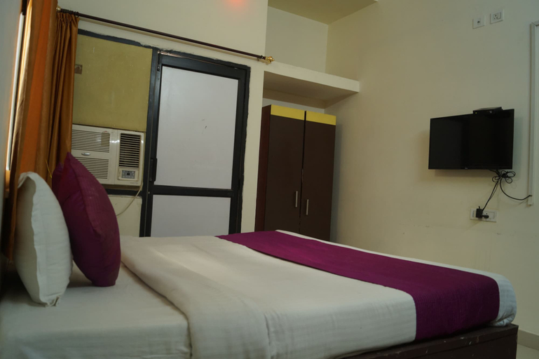 Bedroom 3, Hotel Sunrise Inn, Kota