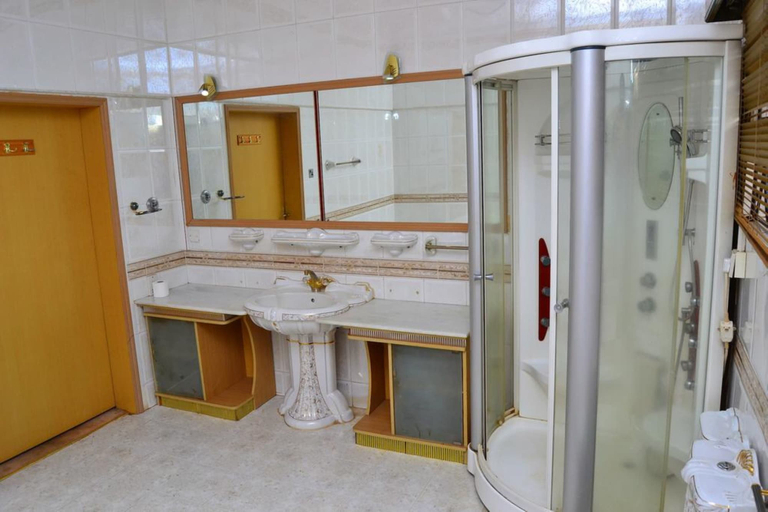 Bathroom 3, Laserena Hotel Kisii, Kitutu Chache South