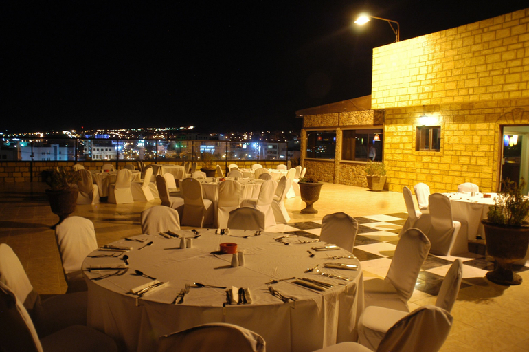 Food & Drinks 5, Mina Hotel, Aqaba