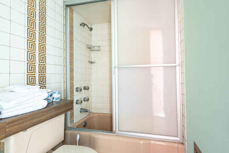 Bathroom 4, JUUB Reforma at your doorstep, Mexico City