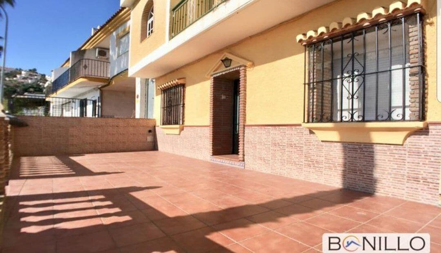 Exterior & Views, House Global 25, Granada