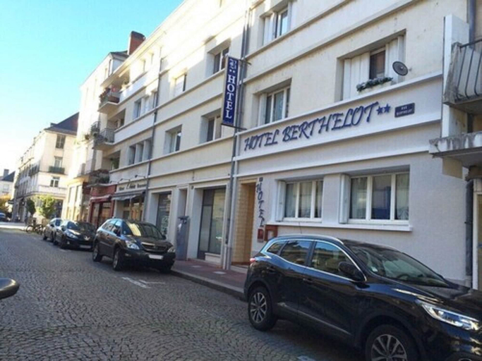 Exterior & Views 2, Hotel Le Berthelot, Indre-et-Loire