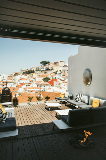 Food & Drinks 5, Castello Prime Suites, Lisbon