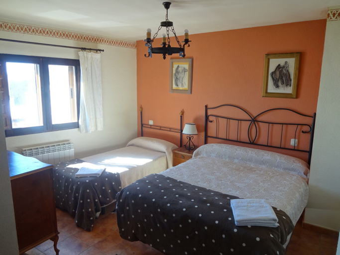 Bedroom, Casa Rural La Pedraja de Atapuerca, Burgos