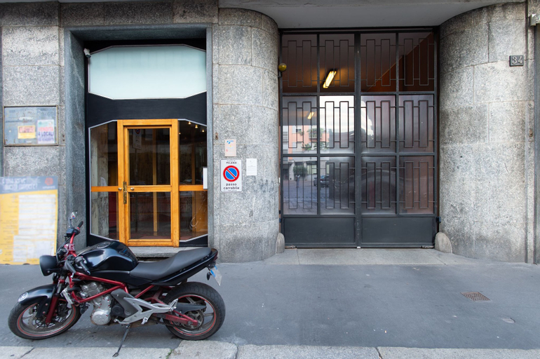 Exterior & Views 2, Apart Hotel Porta Nuova, Milano